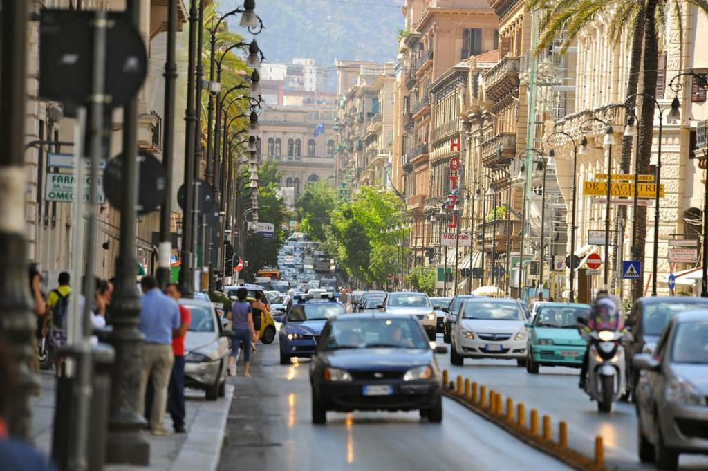 315 Via Roma Rooms Centro Παλέρμο Εξωτερικό φωτογραφία